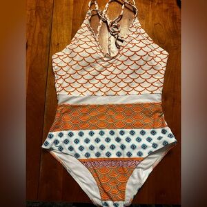 Cupshe one piece bathing suit